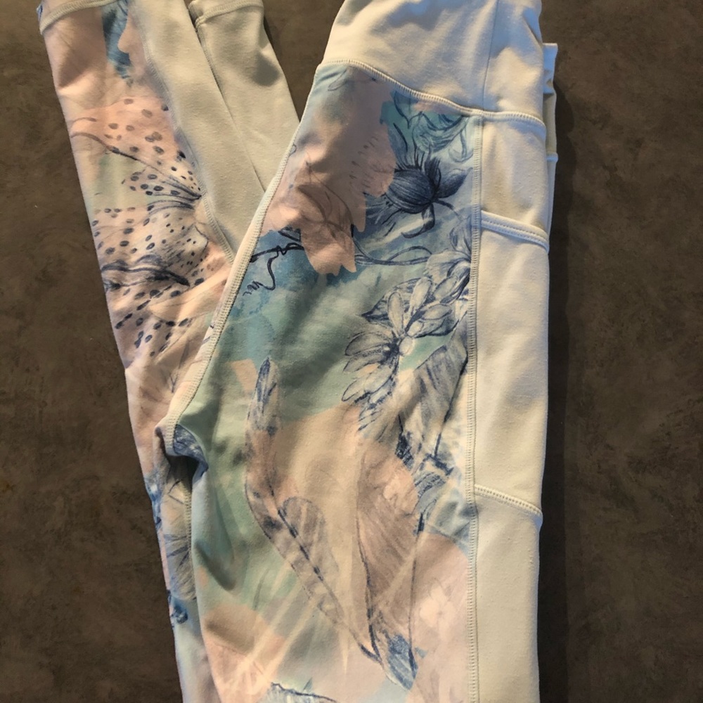 Women’s Gymshark leggings size small